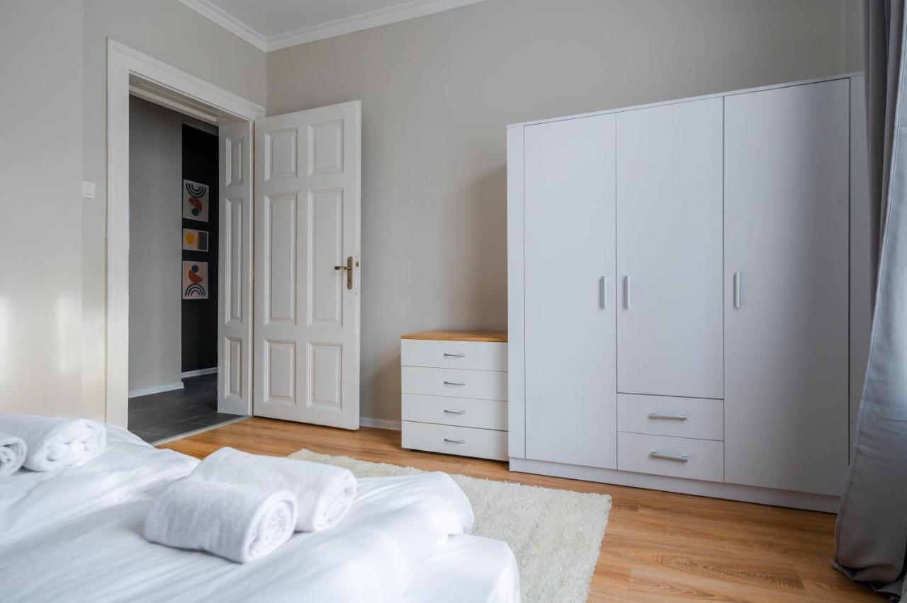 Boutique 2-Bedroom Apartment In صوفيا المظهر الخارجي الصورة